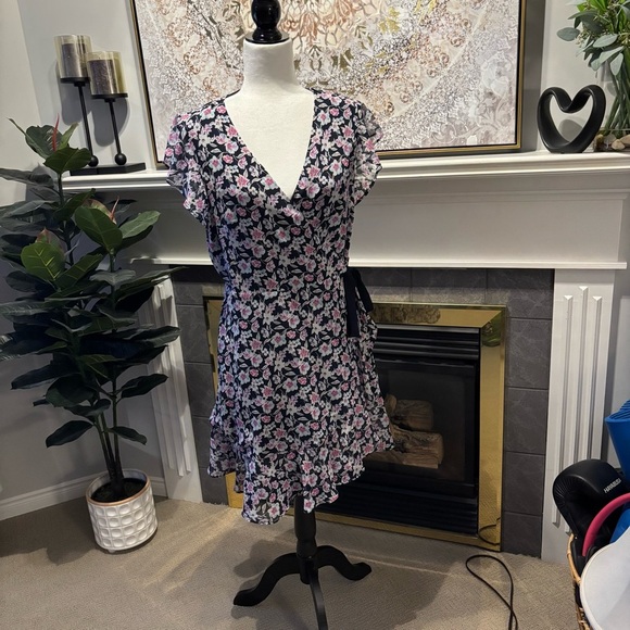 Banana Republic Floral Wrap Dress - Navy and Pink petite 14 - Picture 1 of 9